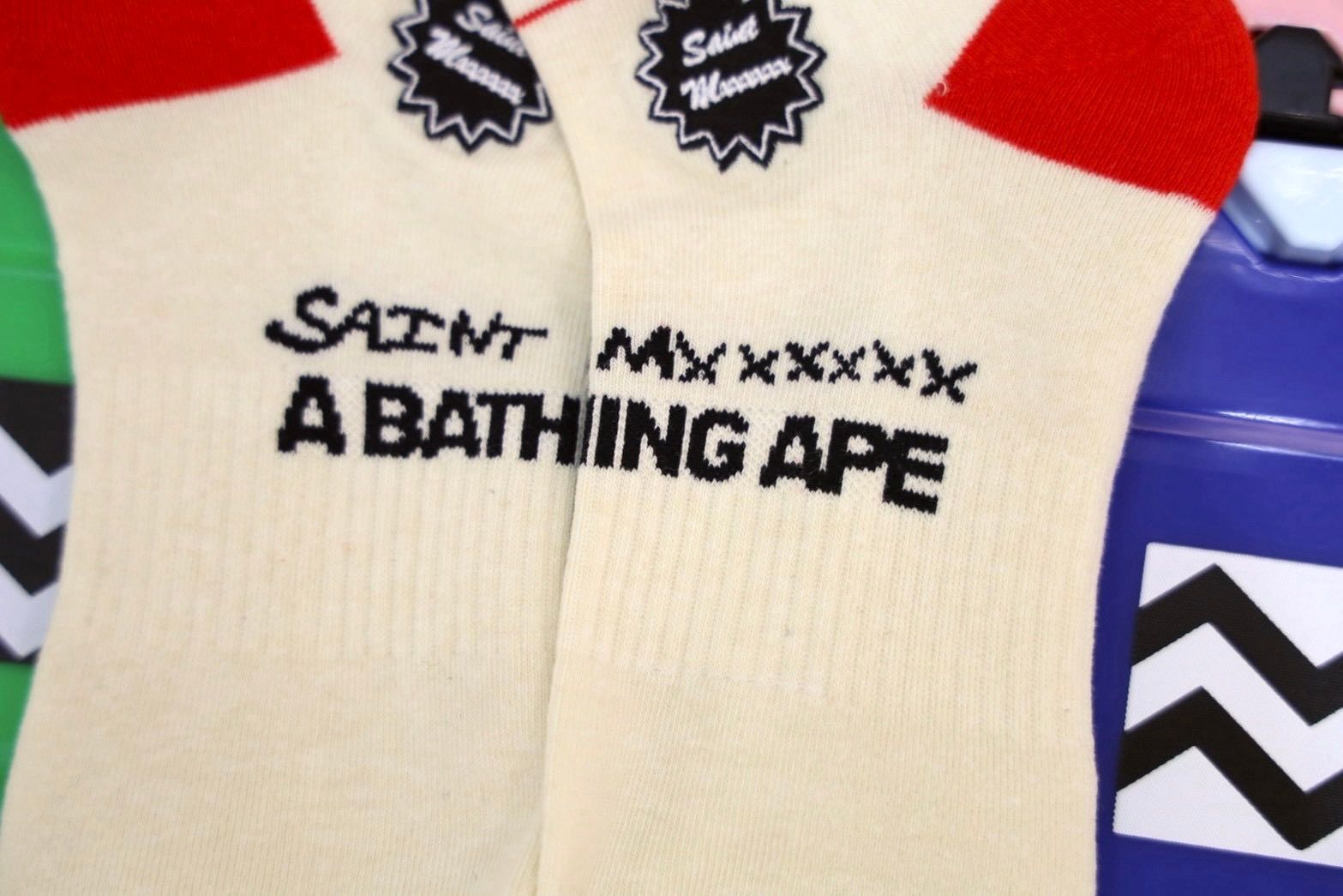 セントマイケル 26AW BAPE_SOCKS/FAINAL(SM-MK1-0000-C41)ECRU+RED