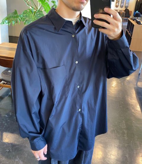 Graphpaper Broad L/S Oversized Regular Collar Shirt(GM203-50110B)NAVY Style.2020.8.17.