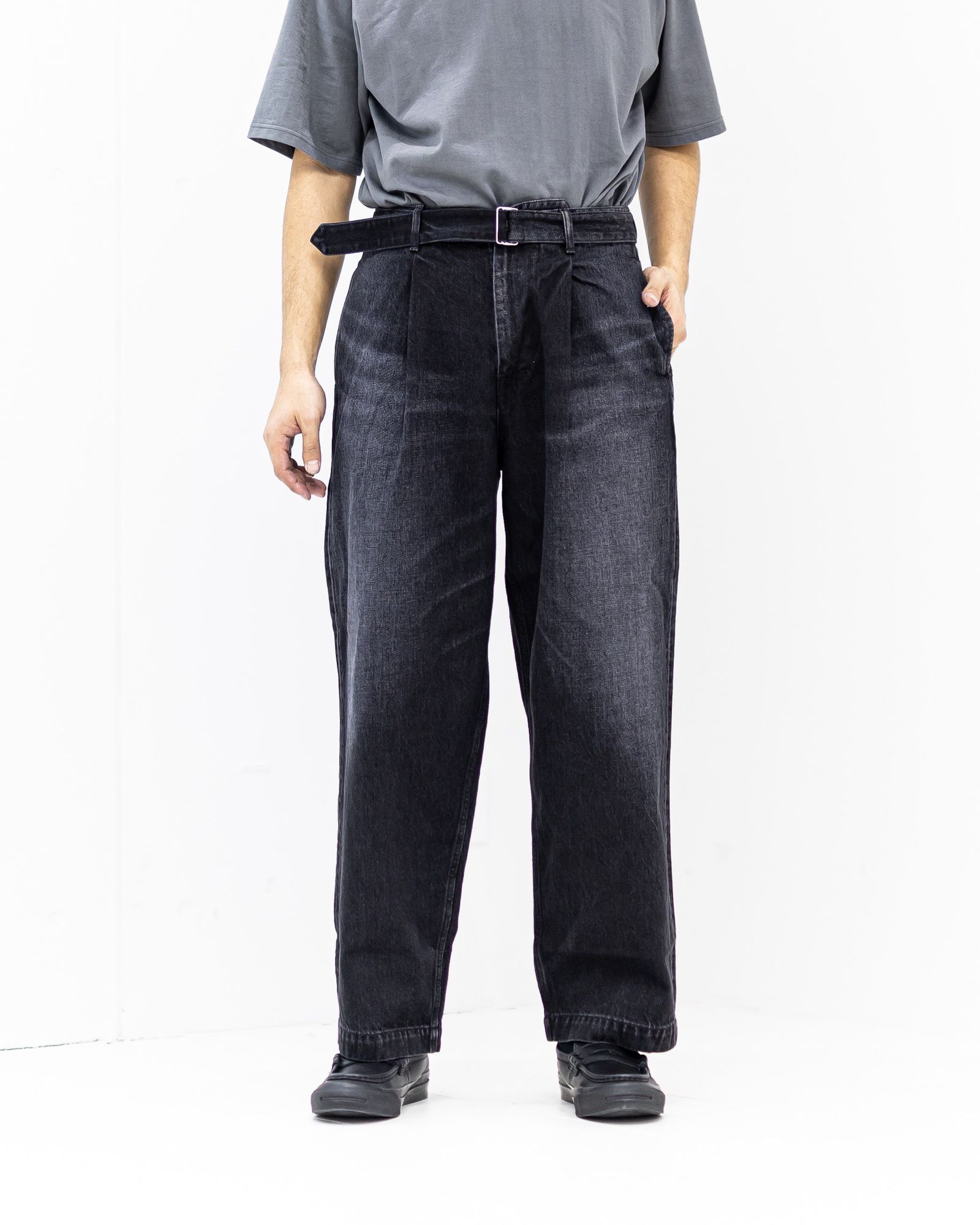 グラフペーパー Selvage Denim Belted Pants(GU261-40064DB)BLACK_DARK FADE★1月24日(土)発売！