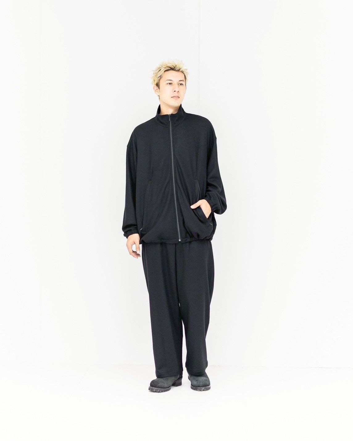 グラフペーパー 25AW Wool Smooth Flannel Track Blouson(GU253-30220B)BLACK☆10月4日(土)新作発売！