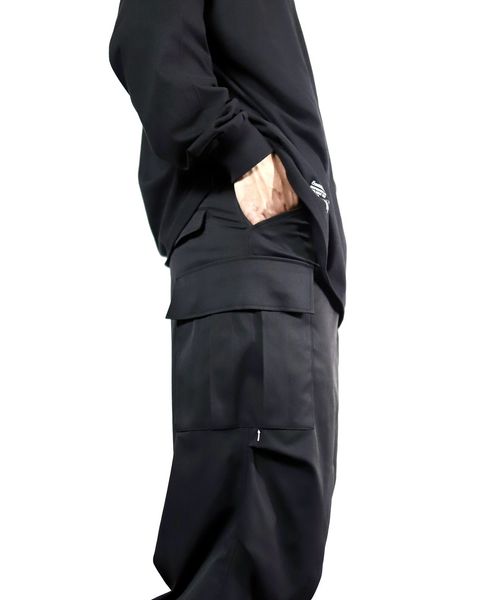 FreshService × HOUYHNHNMコラボ"BLACK"セットアップスタイル