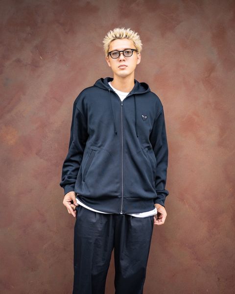 PLAY COMME des GARCONS バックプリントパーカーMARKスタイル