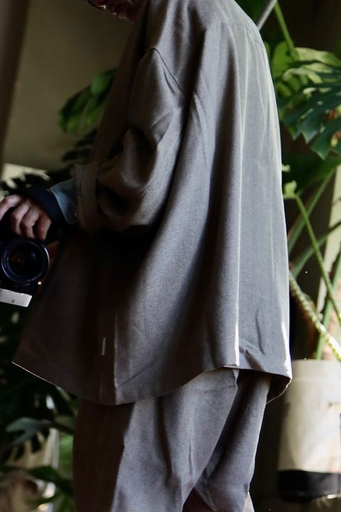 S.F.C 23FW TAILORED SHIRT JACKET"BEIGE"スタイル