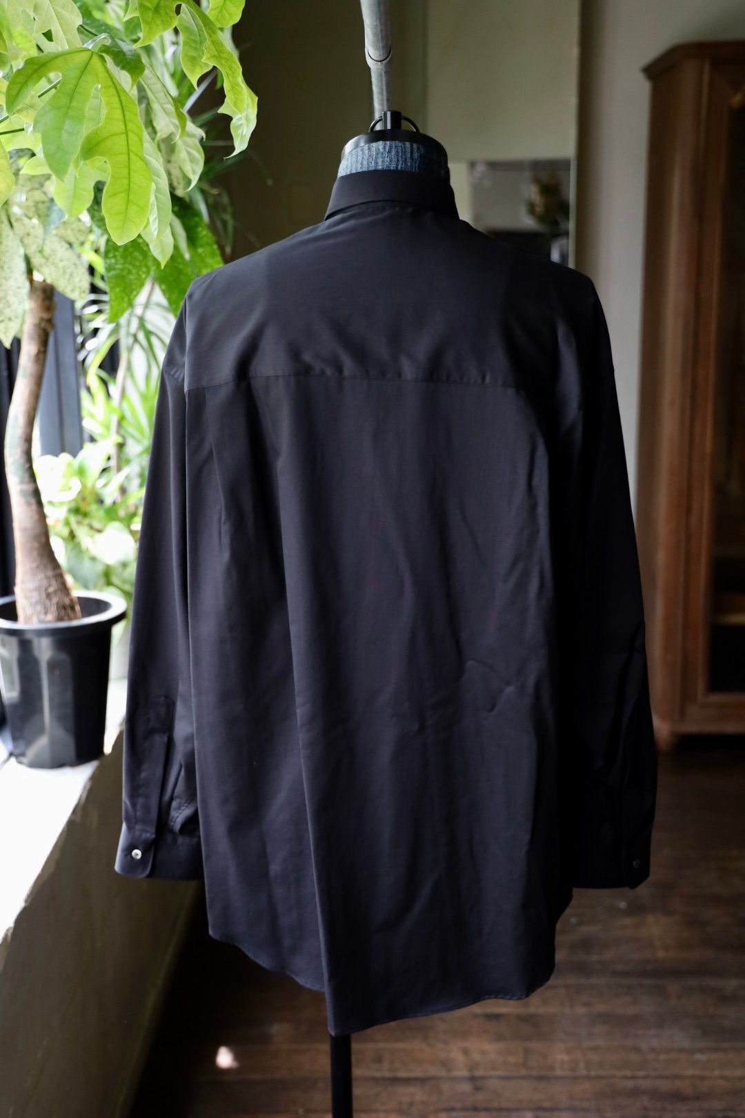 グラフペーパー25AW Silicon Poplin Oversized Regular Collar Shirt (GM253-50180)BLACK