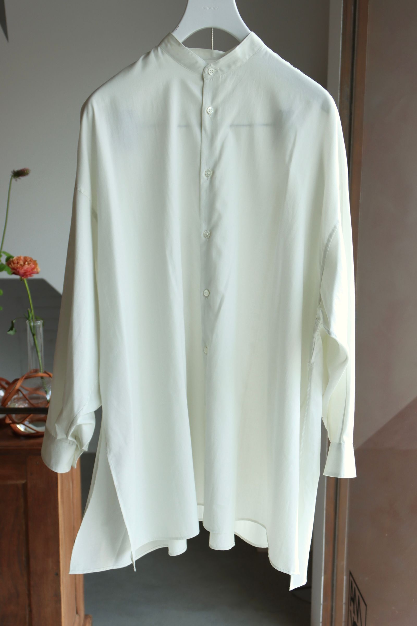 Graphpaper 25SS WOMENS Silicon Poplin Deep Slit Band Collar Shirt(GL251-50147)ECRU
