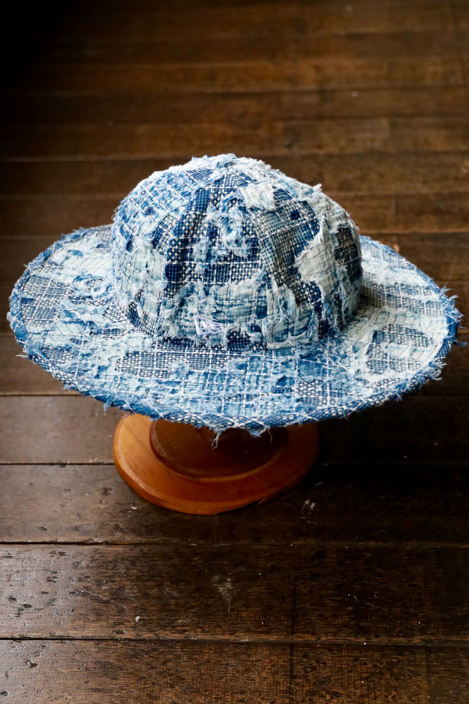 ファンダメンタル ハット <NEWERA> FITTED LONG BRIM HAT(FA25/SPNE11)INDIGO