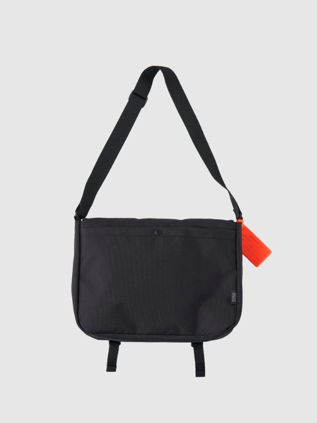 セダンオールパーパス FW24 OUTDOOR PRODUCTS® / NIMBUS Shoulder Carry-All(SD24F-BG01)Black☆9月7日(土)発売！