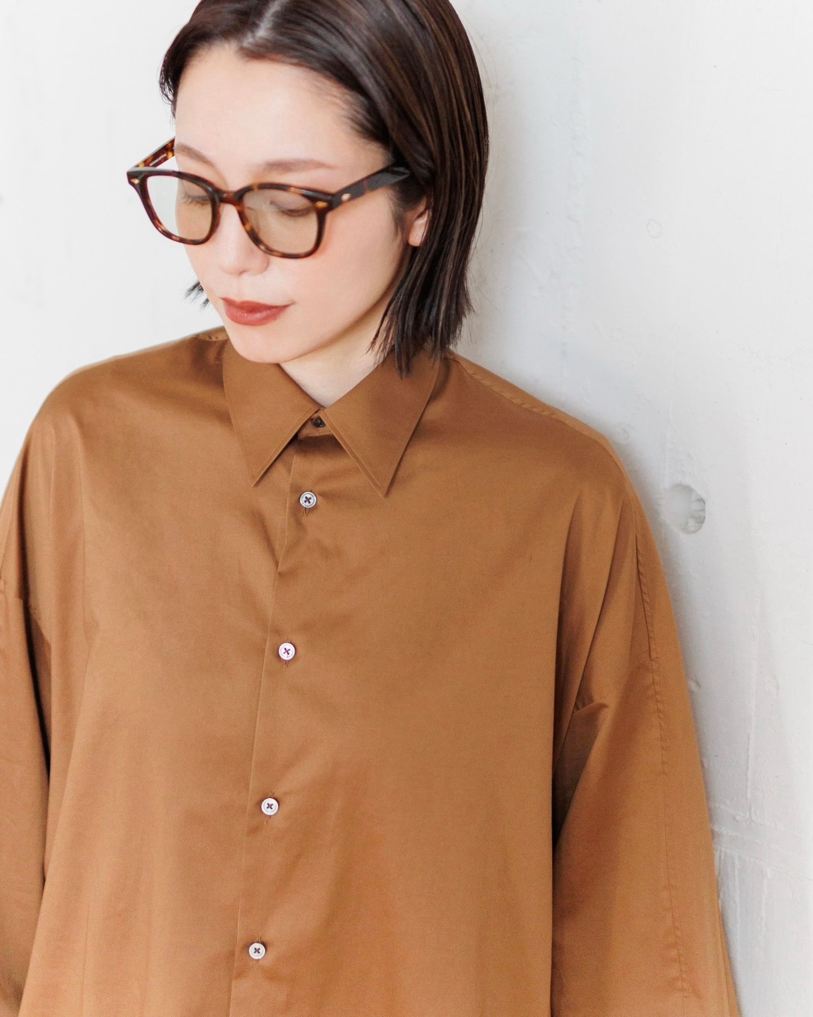 Graphpaper 25SS 新作 Silicon Poplin Deep Slit Regular Collar Shirt style.2025.3.12