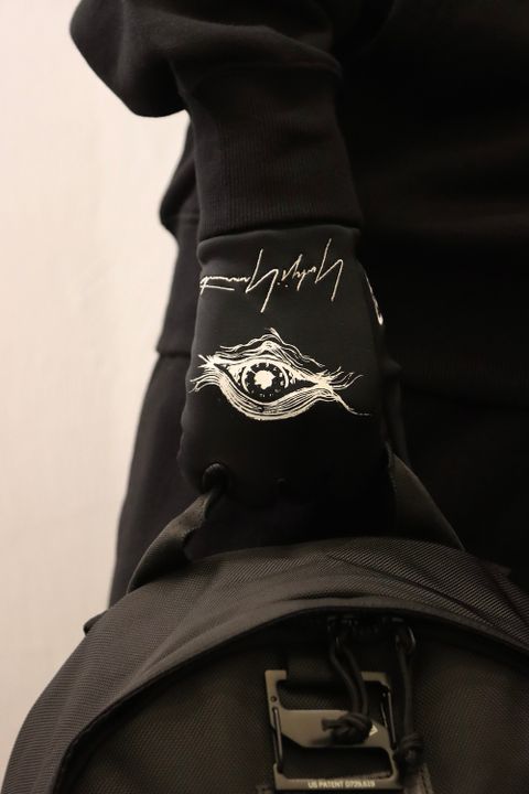 Yohji Yamamoto×New Era 朝倉優佳 山本耀司&愛犬フーディー style.2021.11.14.