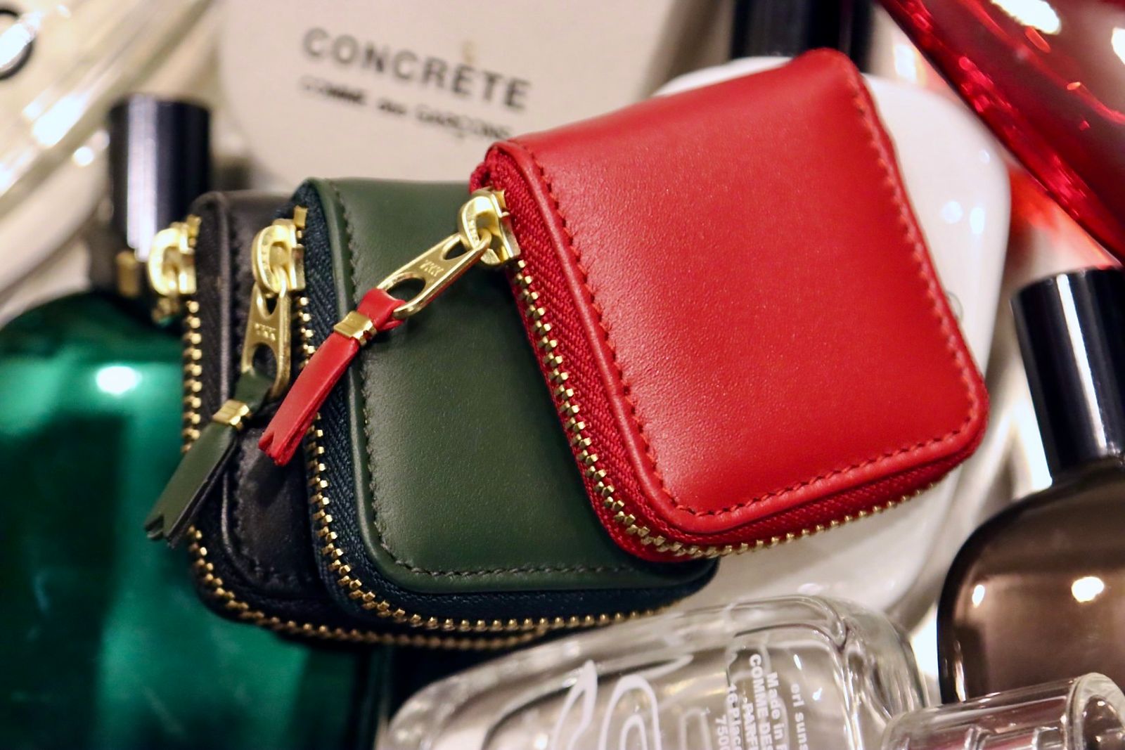Wallet COMME des GARCONS コムデギャルソンCLASSIC LEATHER LINE D(8Z-D041-051)コインケース"RED"※12月4日発売！  mark