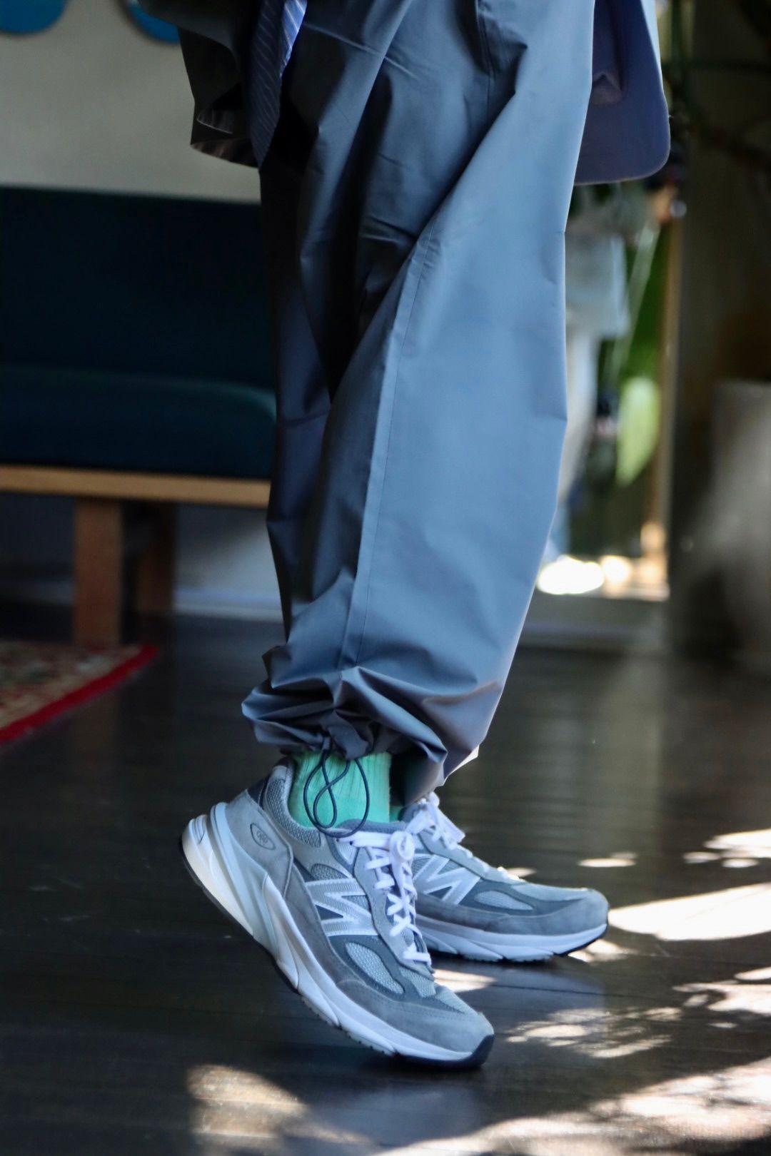FreshService × HOUYHNHNM “EDITOR’S JACKET” & “EDITOR’S TROUSERS”GRAYスタイル