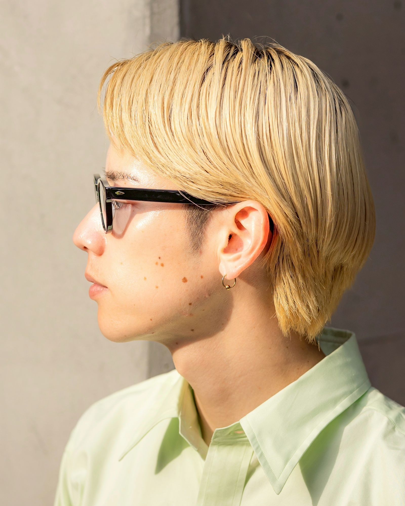 ノチノオプティカル "NOCHINO" #23.GLOSS BLACK × BLUE GREY to GREY (調光モデル)