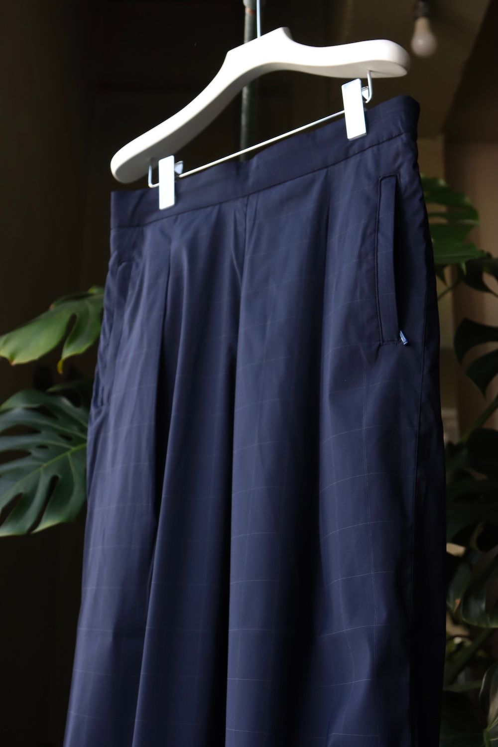is-ness×NEAT LORO PIANA SPORT FABRICS PANTS"NAVY"イズネス22SS