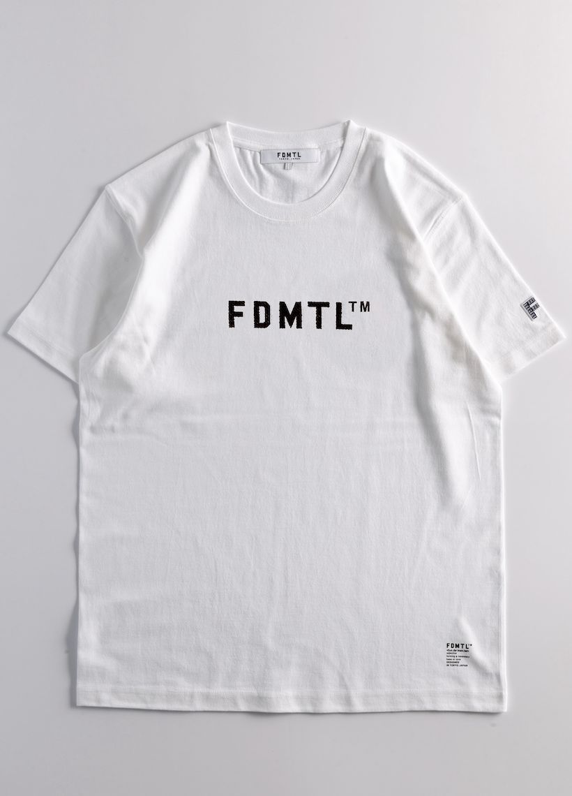 ファンダメンタル  刺繍ロゴTシャツ EMBROIDERY LOGO TEE (FA24TE15)WHITE