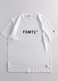 ファンダメンタル  刺繍ロゴTシャツ EMBROIDERY LOGO TEE (FA24TE15)WHITE