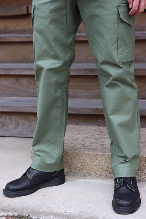 Comme Des Garcons Homme 綿ブロードロゴプリントシャツ(HH-B015-051) style.2020.9.5.