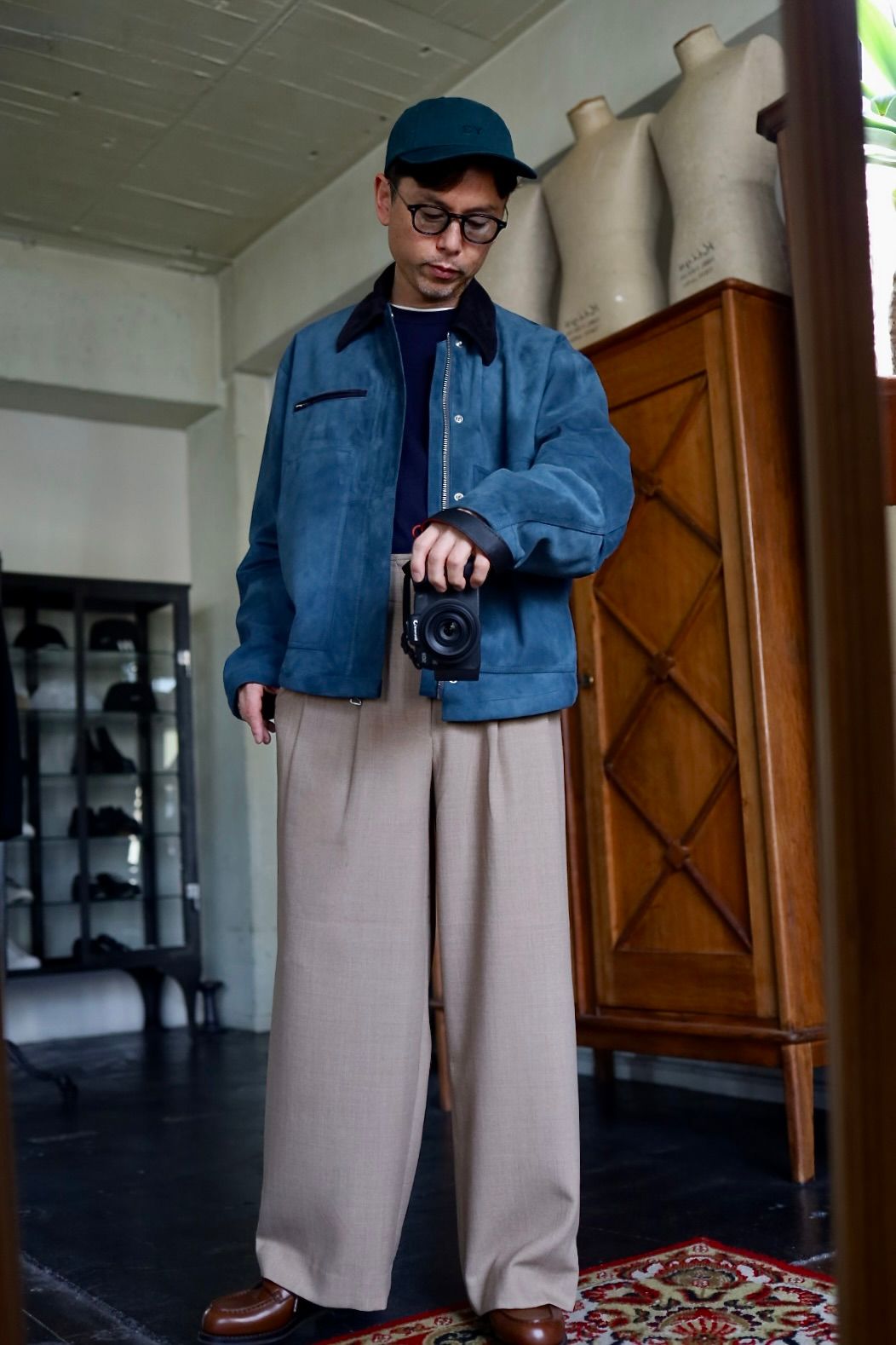 marka マーカ 26SS TWO TUCK MILITARY TROUSERS -RECYCLED POLYESTER NON-MULESED WOOL GABARDINE-(M26A06PT01C)BEIGE☆新作発売！