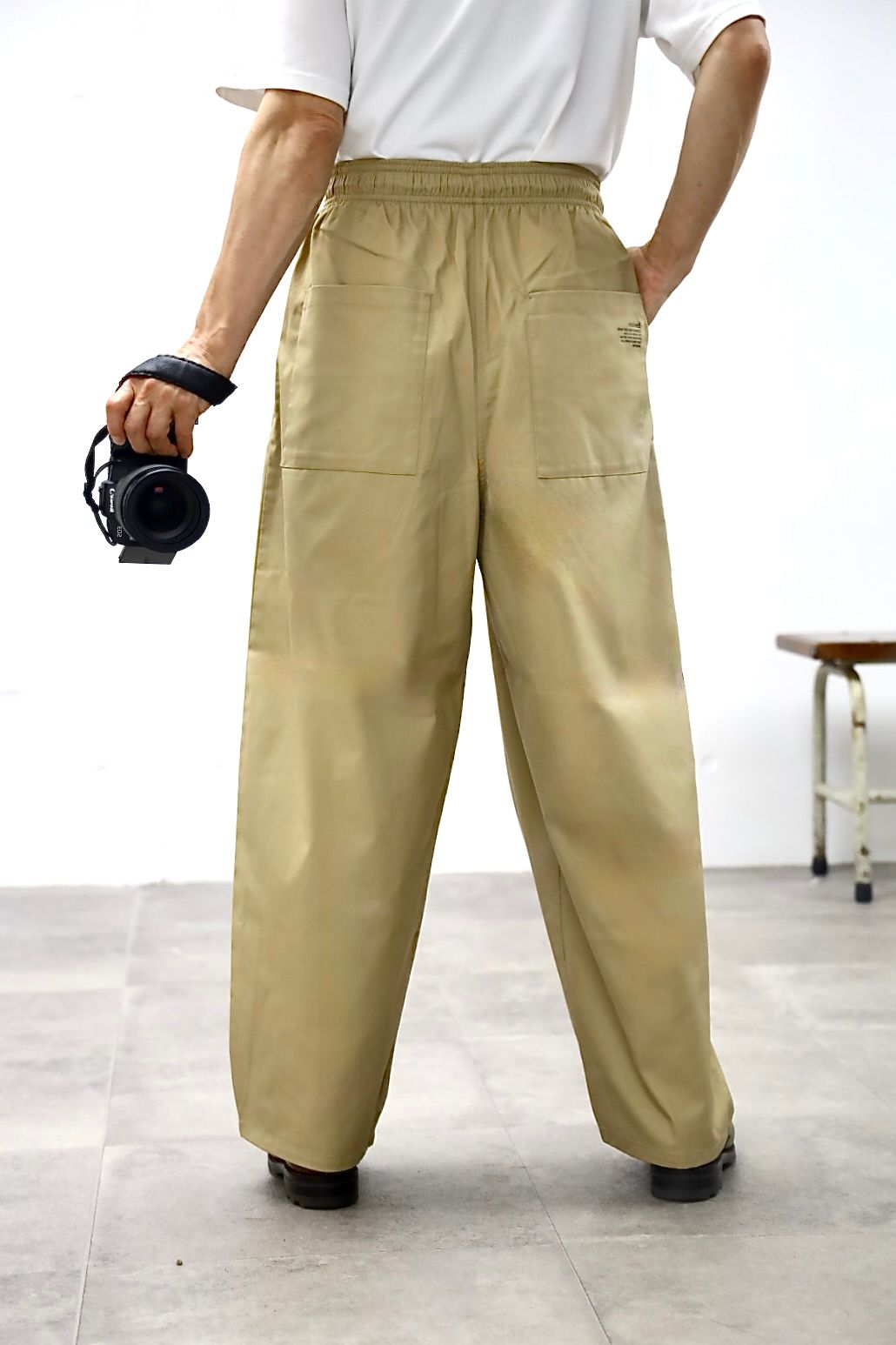 FreshService 26SS CORPORATE WIDE EASY PANTS"BEIGE"スタイル