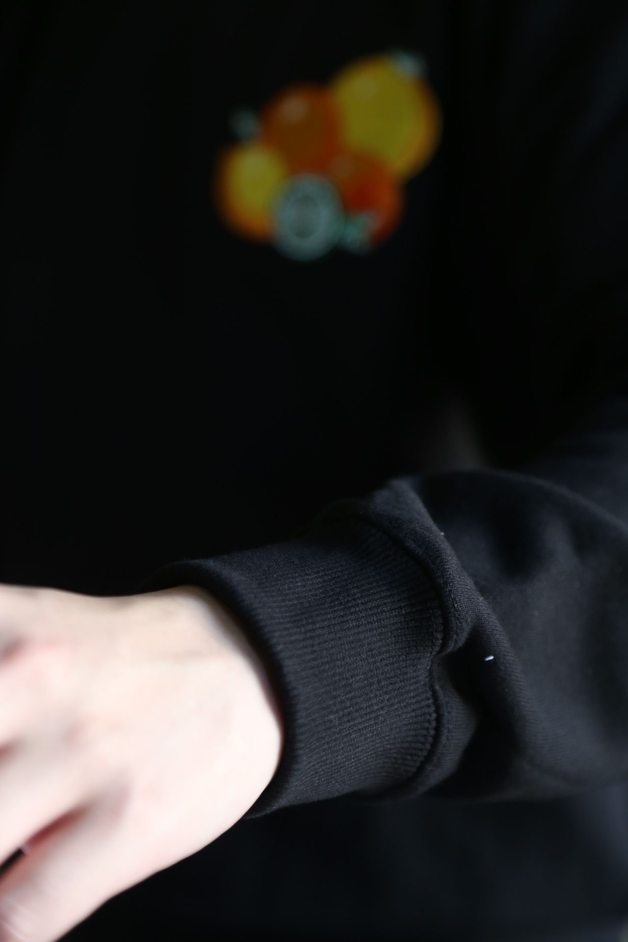 WIND AND SEA SEA (juicy-fresh) CREW NECK"BLACK"style.4.24.