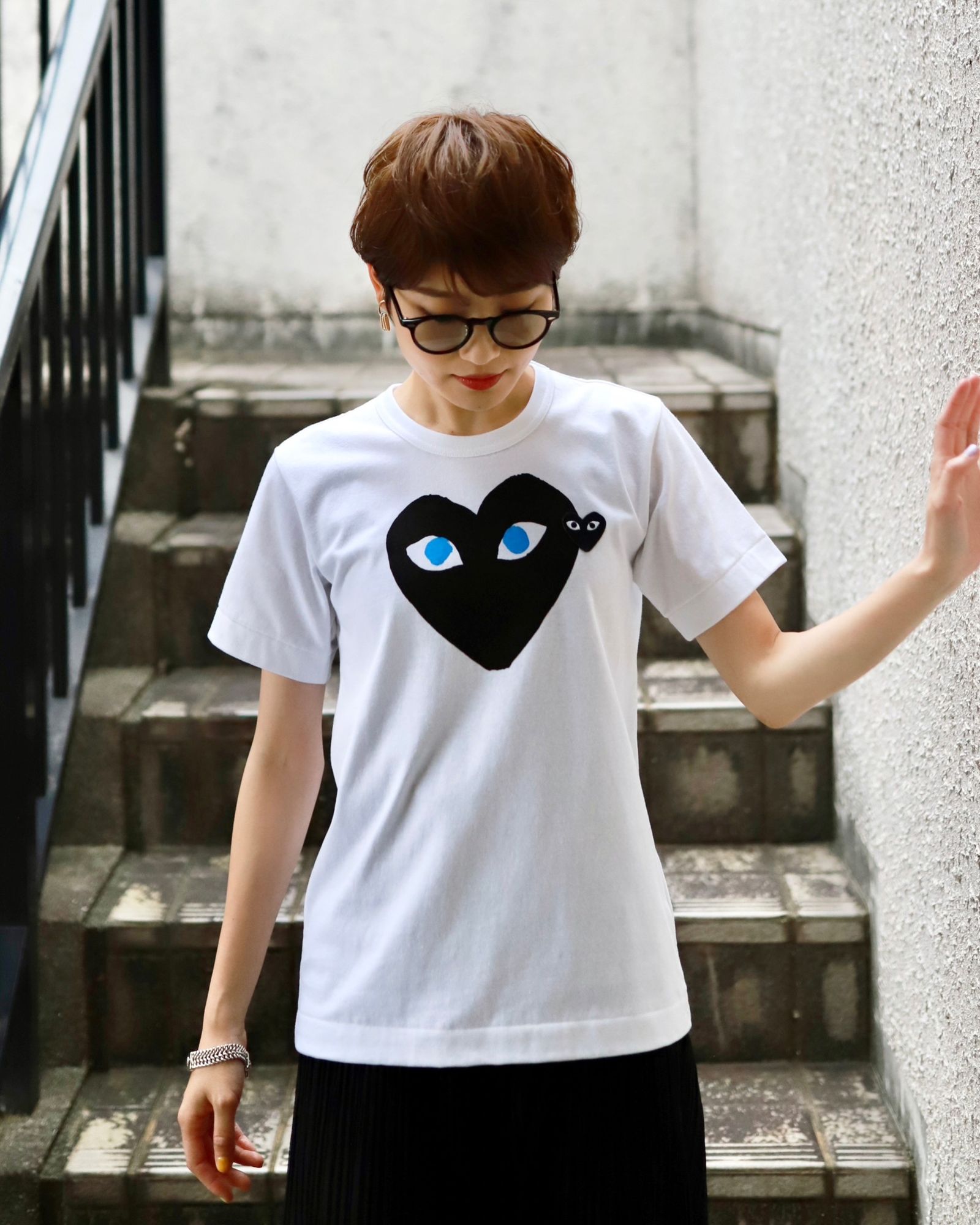 PLAY COMME des GARCONS レディースBlackハート With Blue Eyes T ...