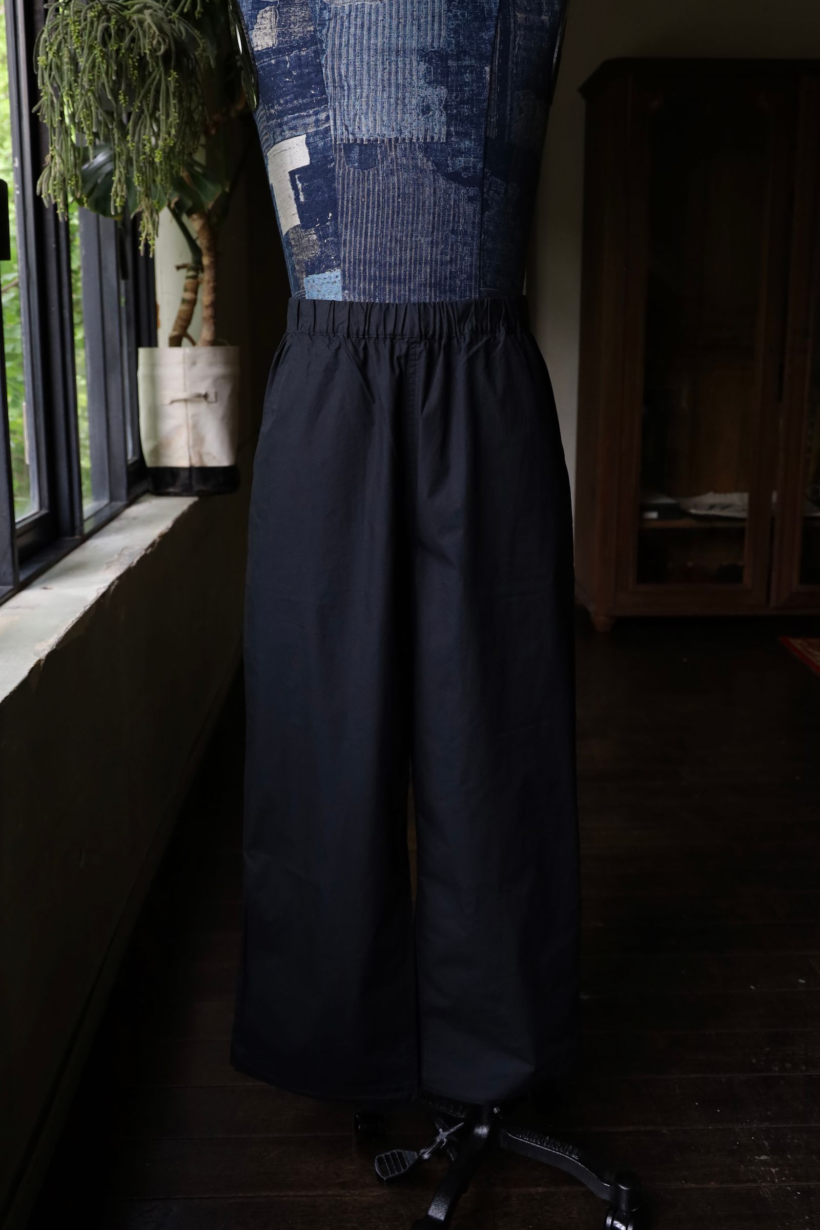セール 登場から人気沸騰 FreshService - フレッシュサービスUTILITY OVER PANTS (FSC252 パンツ