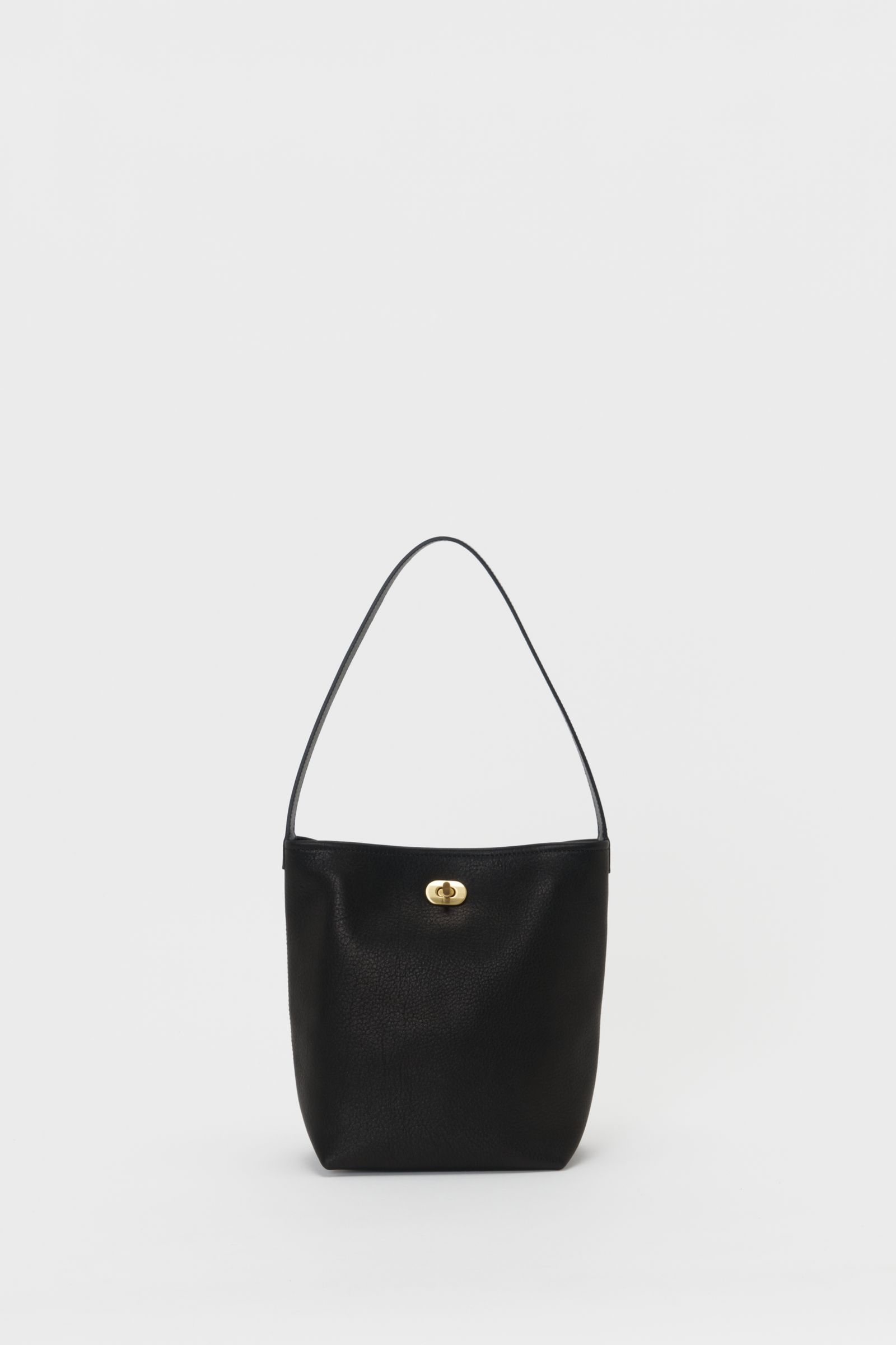 エンダースキーマ バッグ twist shoulder small(zw-b-tss)black☆6月13日(土)発売！