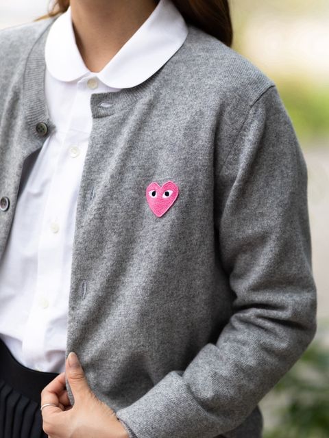 PLAY COMME des GARCONS 新作ROUND NECK CARDIGAN PINK EMBLEM style.2026.8.17
