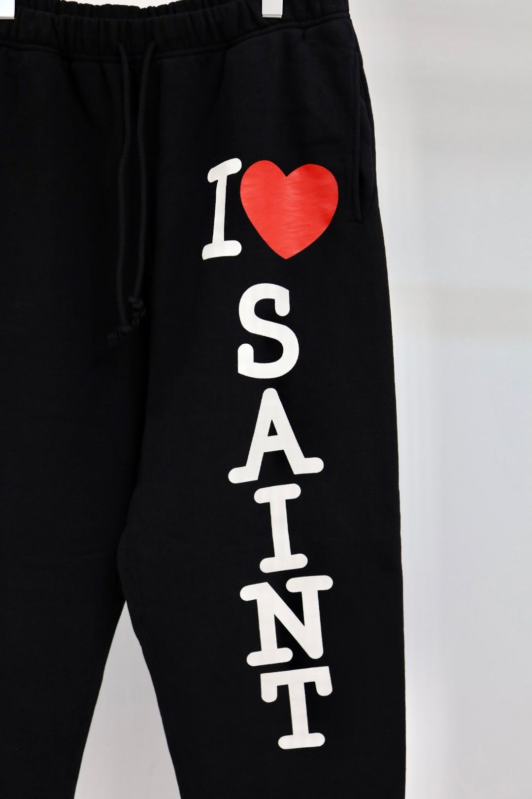 セントマイケル 26SS I LOVE SAINT SWEAT PANTS(SM-MK8-0000-062)BLACK★1月10日(土)発売！