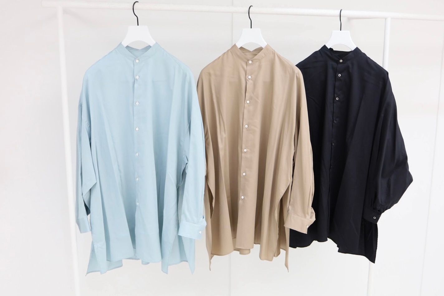 グラフペーパー Women's 26SS  Silicon Poplin Deep Slit Band Collar Shirt(GL261-50184)TAUPE☆2月28日(土)発売！