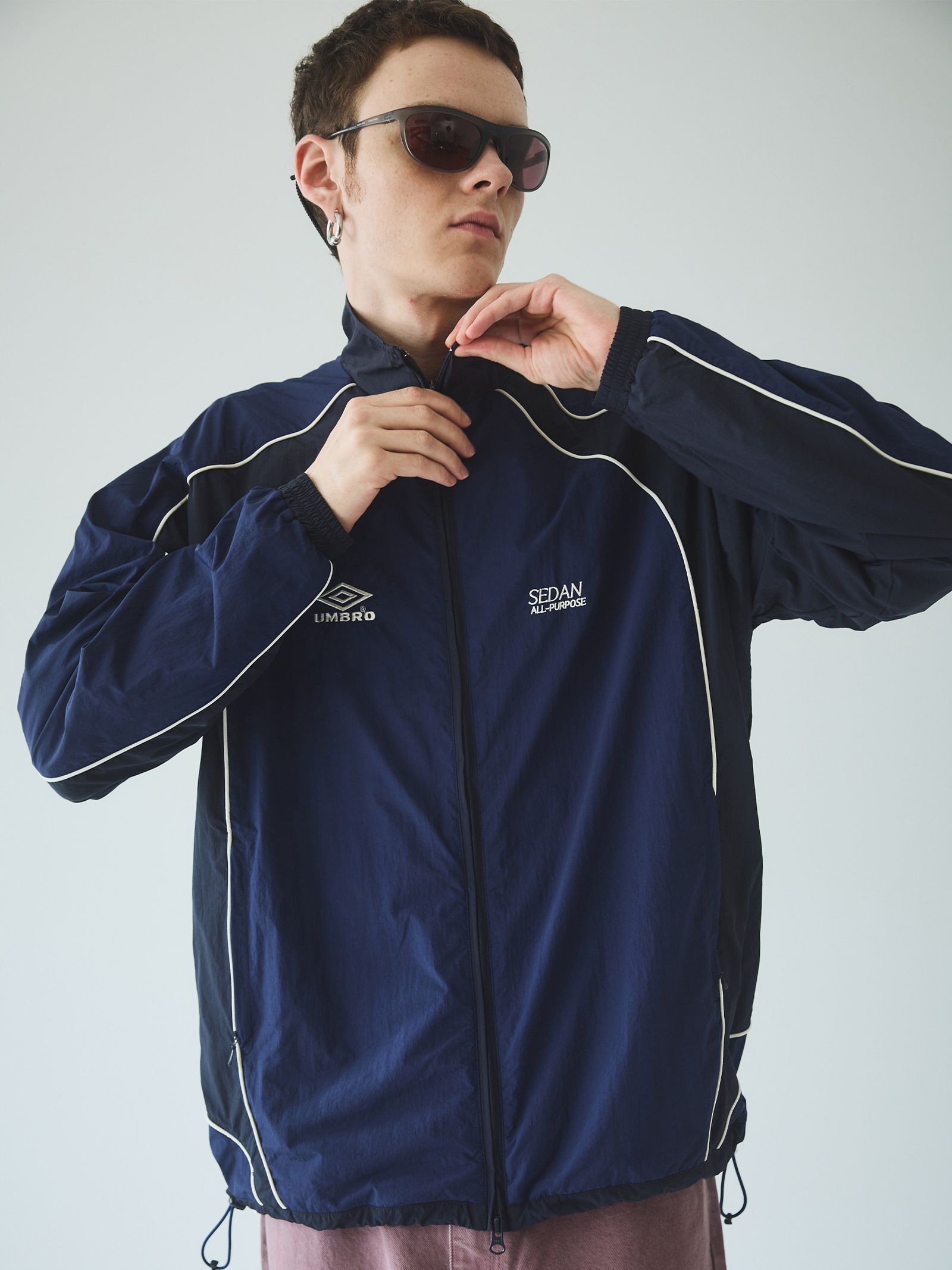 セダンオールパーパス SS24 UMBRO® Woven Track Jacket(SD24S-JK05) Deep Navy☆3月9日(土)発売！