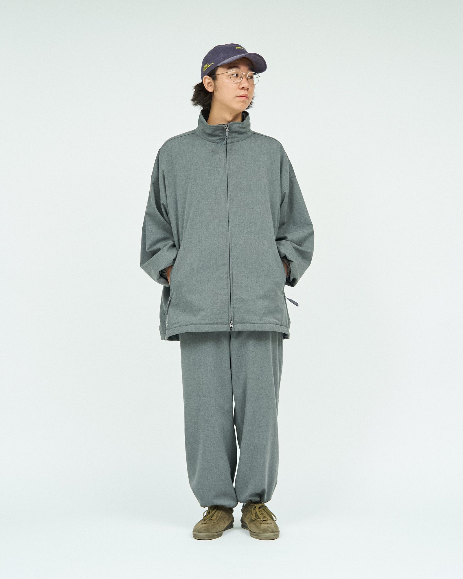 FreshService | CORPORATE BLOUSON | BLACK - stripe-inc