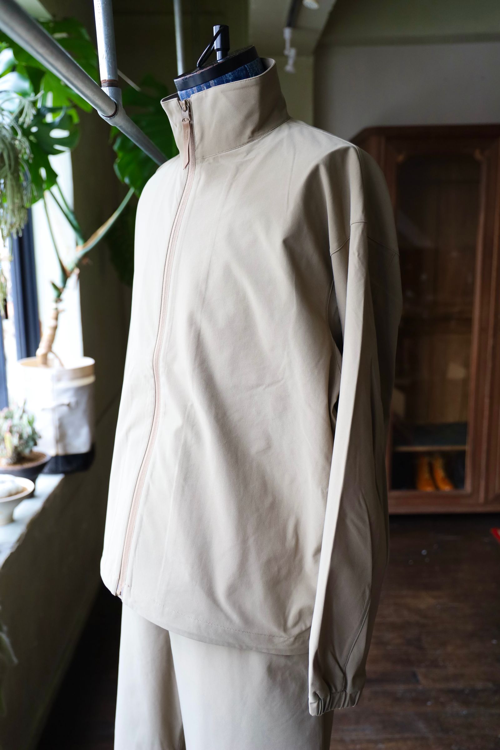 ジャケット・アウター Fresh Service CORPORATE TRACK SUIT TAN L Fresh Service (フレッシュサービス) CORPORATE TRACK SUIT