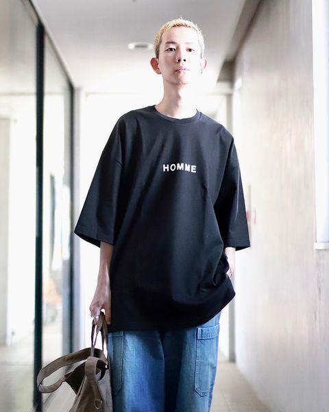COMME des GARCONS HOMME コムデギャルソンオム 23AW 綿天竺ロゴプリントTシャツスタイル
