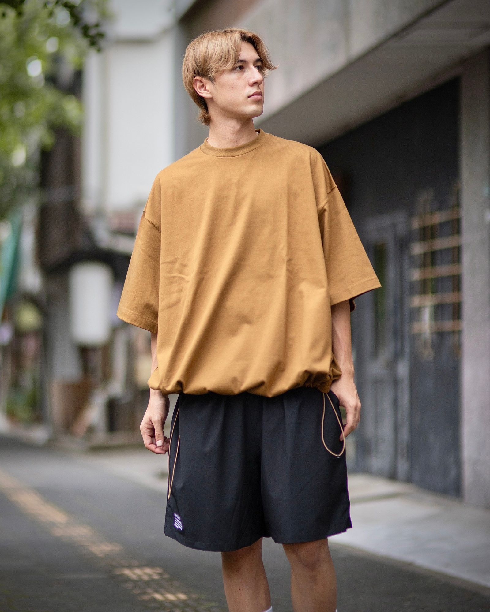 is-ness - イズネス24AW BALLOON T SHIRT(31SSSH05-1)COYOTE | mark