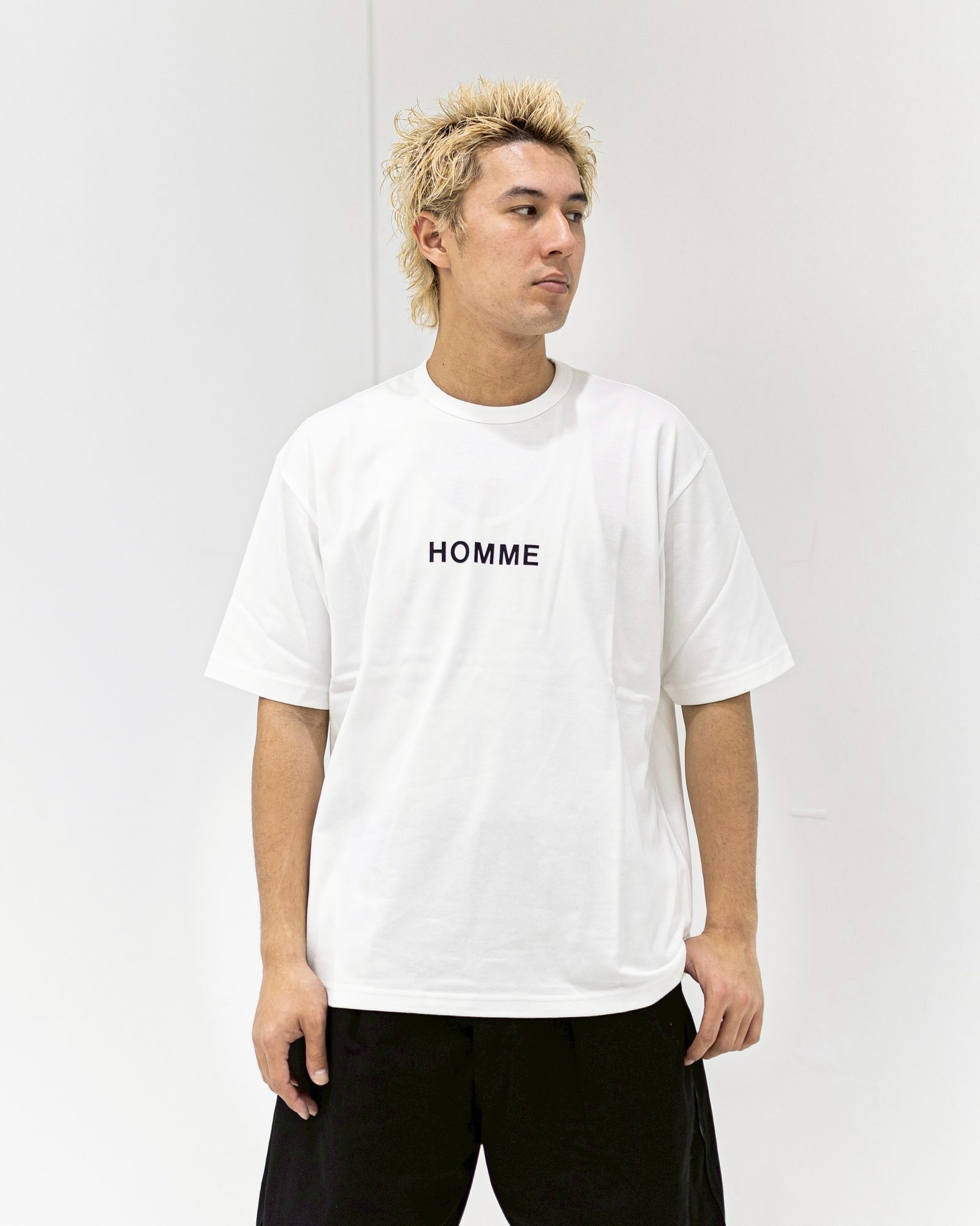 COMME des GARCONS HOMME ロゴプリントTシャツ 4月3日(金)新作発売！