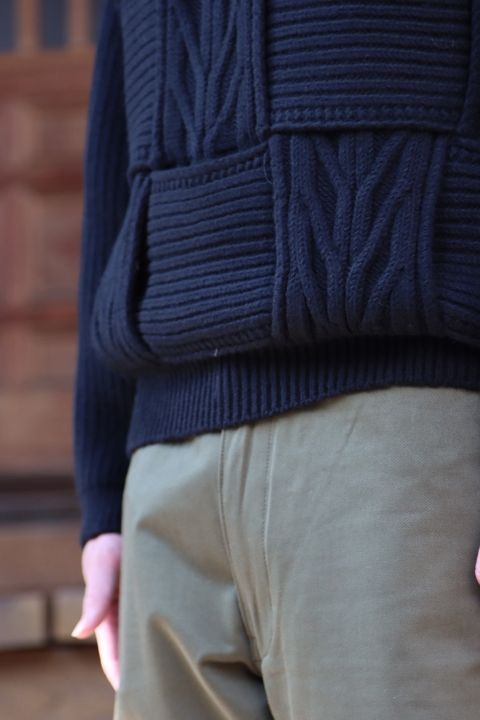 YOKE CROSSING CABLE CREW NECK KNIT(YK21AW0288S) style.2021.10.9