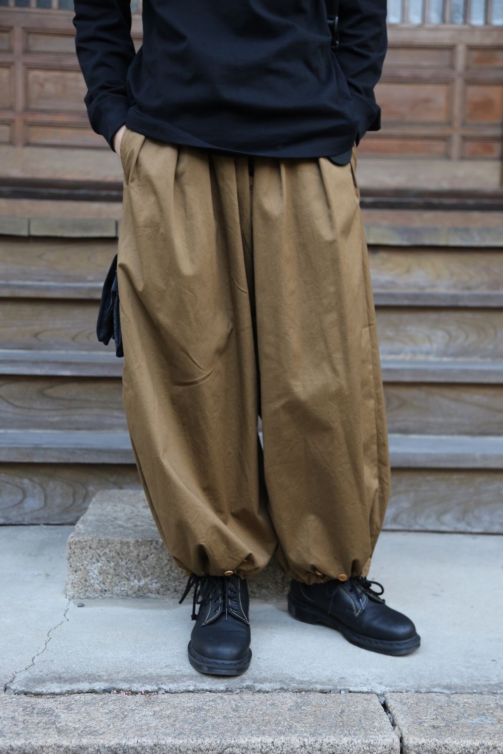 Yohji Yamamoto FW20コットン Tシャツ シグネチャーロゴ パリ ブラック レギュラーフィット "BLACK"Style.2020.11.7.