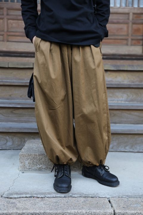 Yohji Yamamoto FW20コットン Tシャツ シグネチャーロゴ パリ ブラック レギュラーフィット "BLACK"Style.2020.11.7.