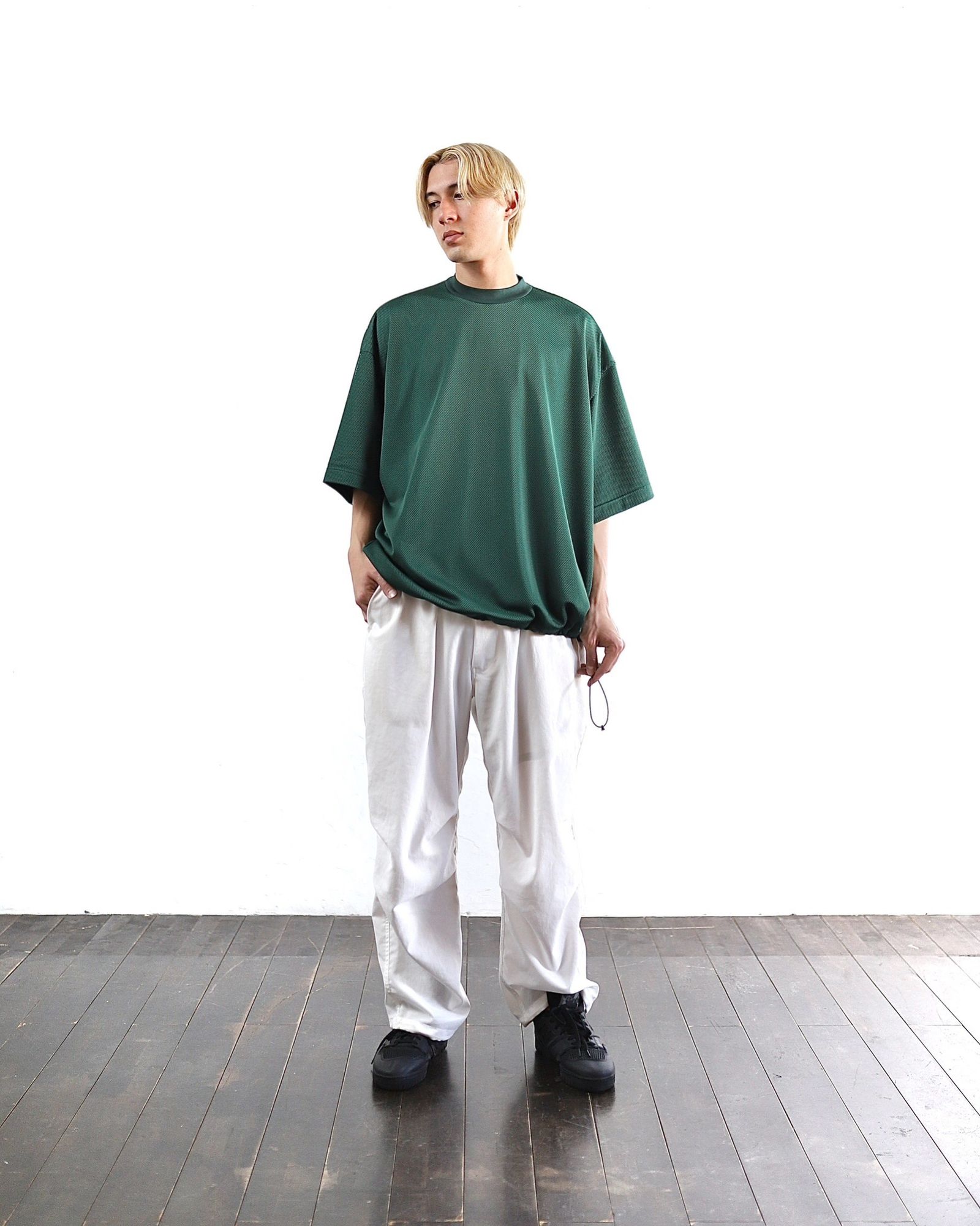 イズネス 24SS BALLOON DOUBLE LAYERED MESH SHORT SLEEVE T-SHIRT