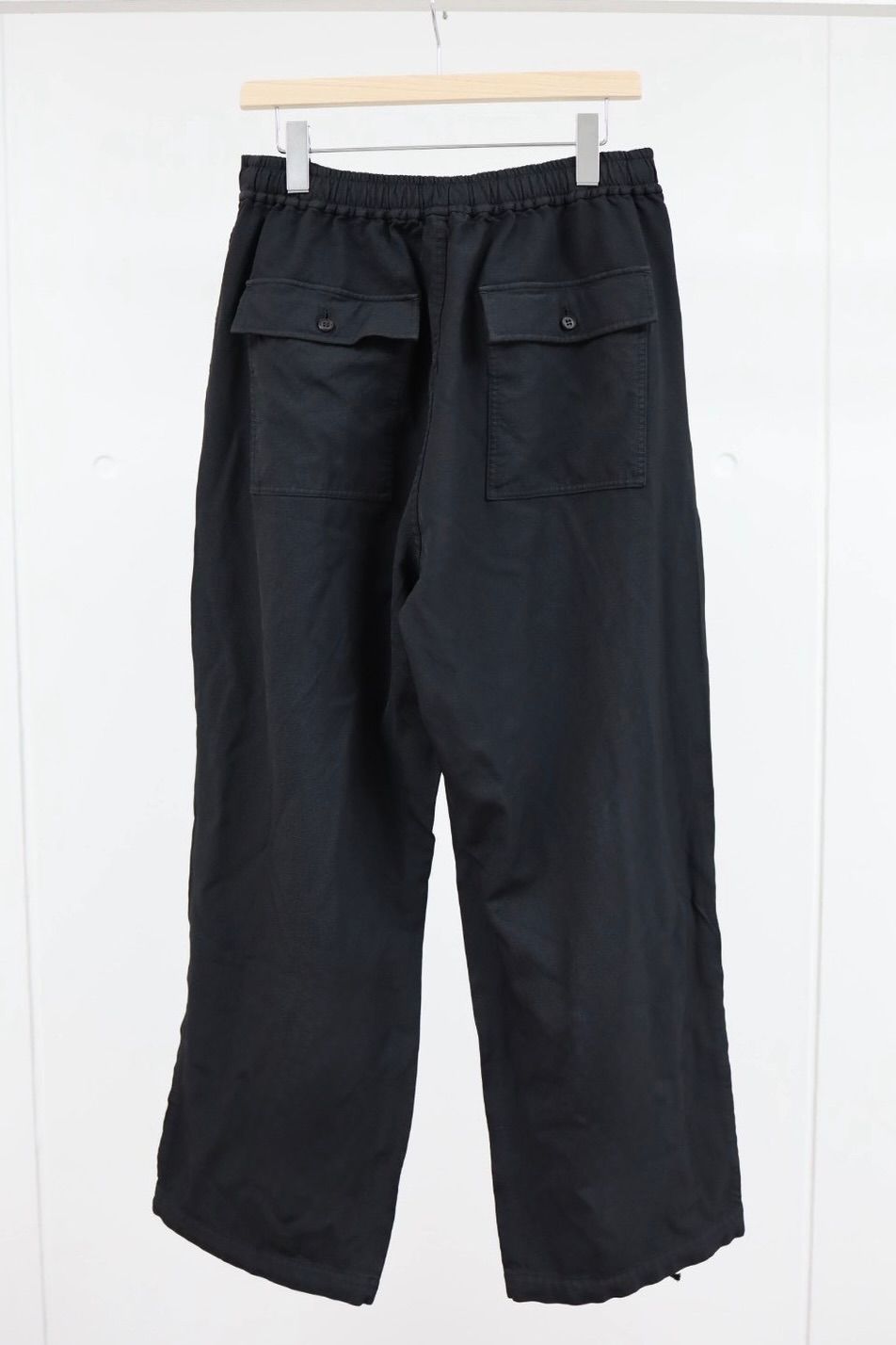 コムデギャルソンオム26SS エステルサージ 製品染パンツ(HQ-P035-051)BLACK☆4月3日(金)発売！