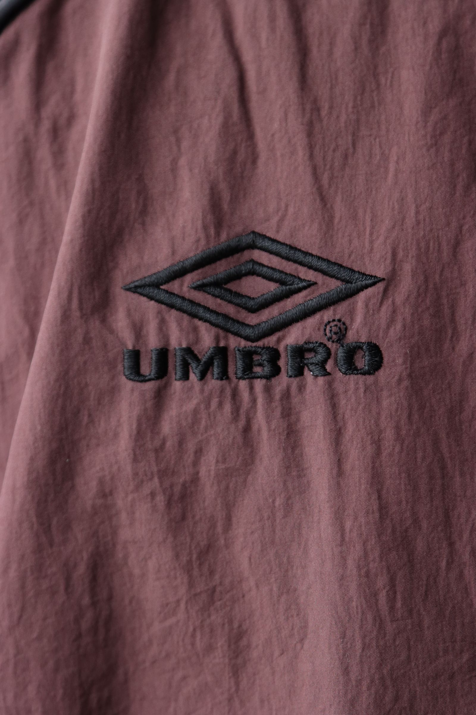 セダンオールパーパス SS24 UMBRO® Woven Track Jacket(SD24S-JK05)Charcoal Brown☆3月9日(土)発売！