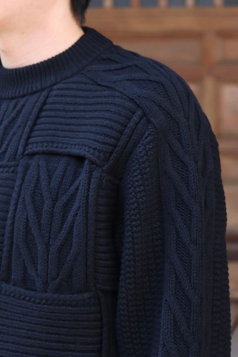 YOKE CROSSING CABLE CREW NECK KNIT(YK21AW0288S) style.2021.10.9
