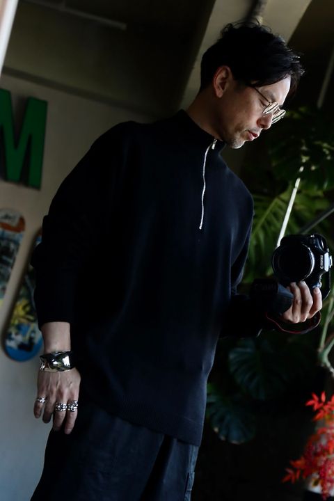 ATON エイトン 23SS WOOL WASHI HALF ZIP SWEATERスタイル