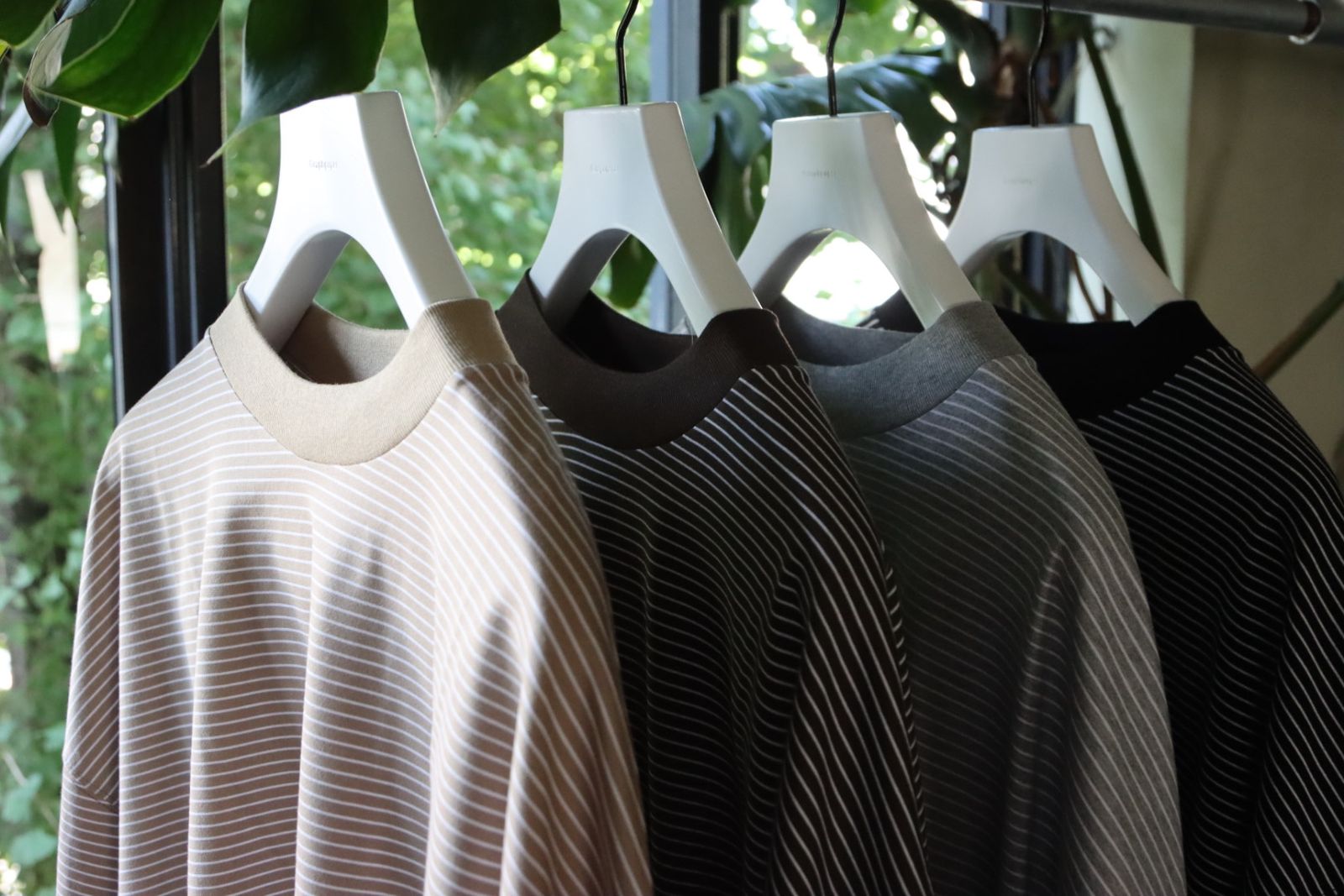 イズネス23AW バルーンロングスリーブTシャツ BALLOON LONG SLEEVE T-SHIRT(1004AWCS03)GRAY×WHITE border