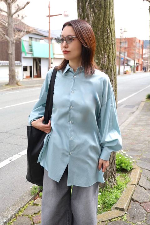 グラフペーパー Women's 26SS  Silicon Poplin Deep Slit Regular Collar Shirt(GL261-50183)SMOKE BLUE☆2月28日(土)発売！