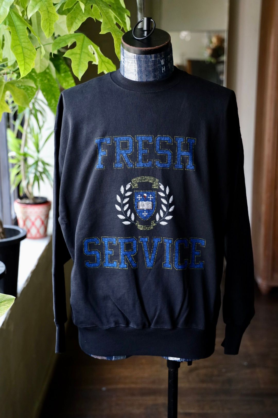 フレッシュサービス LIGHT OZ CREW NECK SWEAT "COLLEGE"(FSC253-70017)BLACK★8月16日(土)発売！