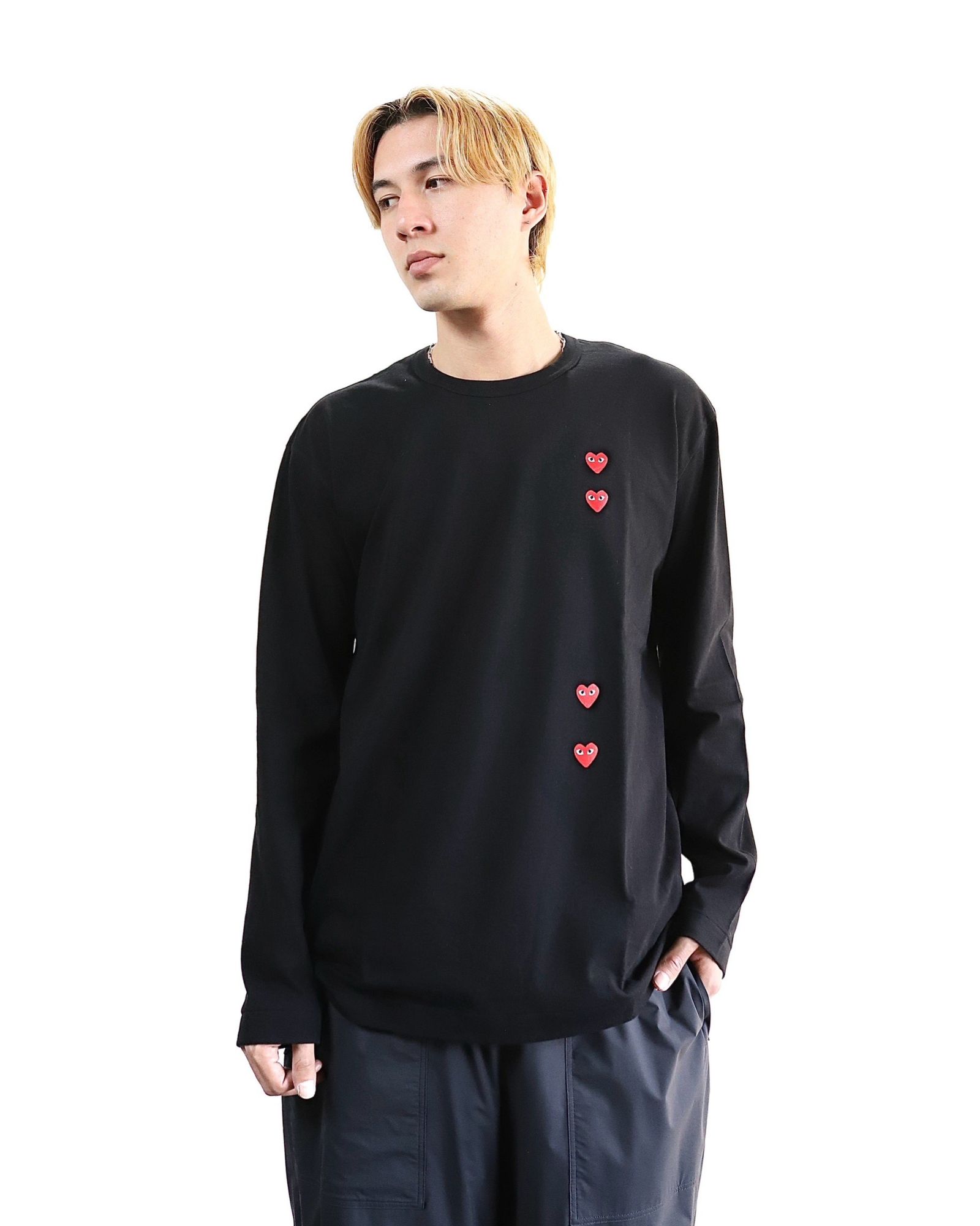PLAY COMME des GARCONS 24SS PLAY VERTICAL4HEART L/S T-SHIRT style 2024.3.2
