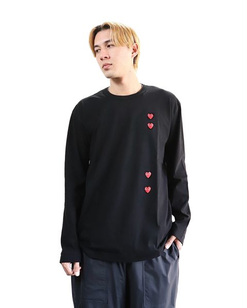 PLAY COMME des GARCONS 24SS PLAY VERTICAL4HEART L/S T-SHIRT style 2024.3.2