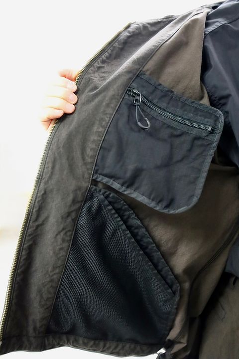 COMME des GARCONS HOMME コムデギャルソンオム26SS ナイロンオックス製品染フーデッドパーカ"BROWN"スタイル