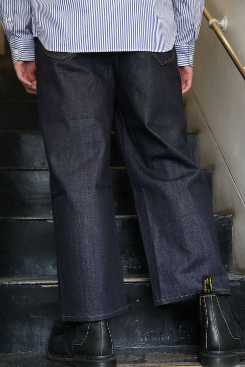 COMME des GARCONS HOMME HOMME刺繍ストライプシャツ(HG-B019-051)style.2021.5.2